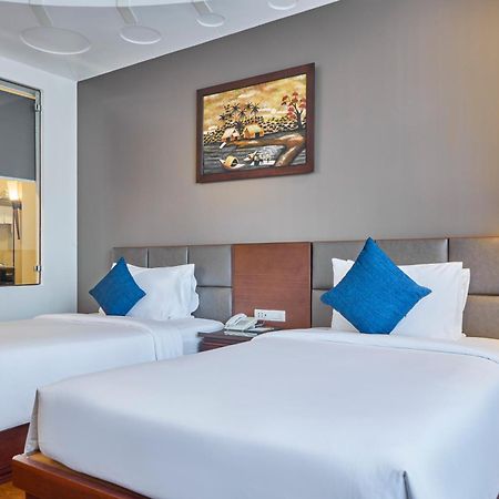 Kin Hotel Thi Sach โฮจิมินห์ซิตี้ ภายนอก รูปภาพ
